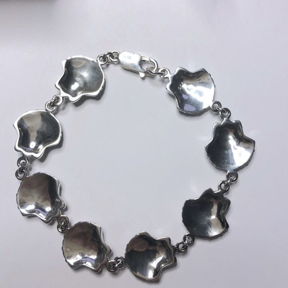Sterling Silver Scallop Shell Bracelet with Faceted Aqua Crystals - Picture 2 of 3
